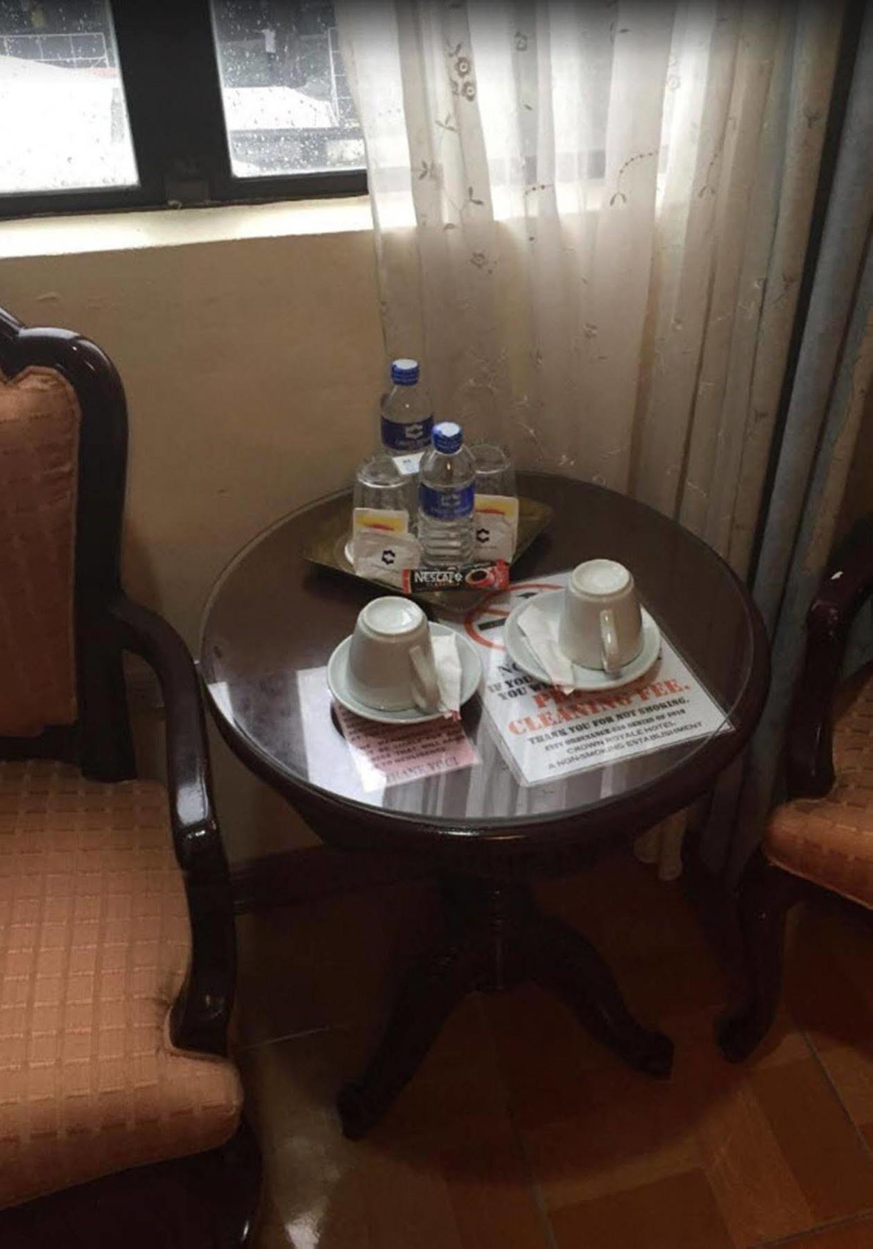 Crown Royale Hotel Balanga Kültér fotó